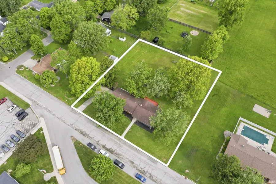 315 E Mcdonald Street, Hartford City, IN 47348 - #3