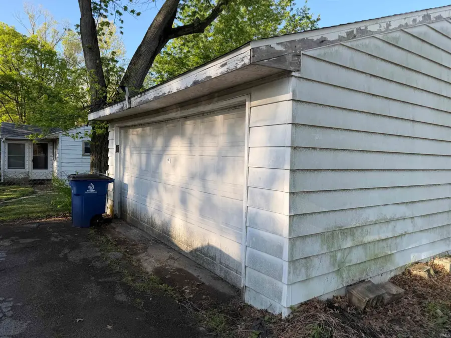 1710 W 5th Street, Marion, IN 46953 - #2
