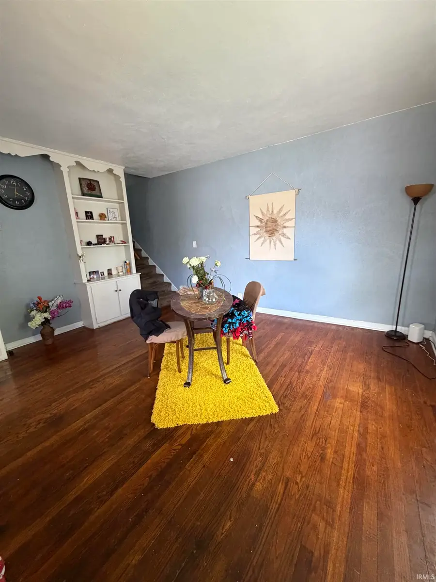 810 E 3rd Street, Mishawaka, IN 46544 - #2