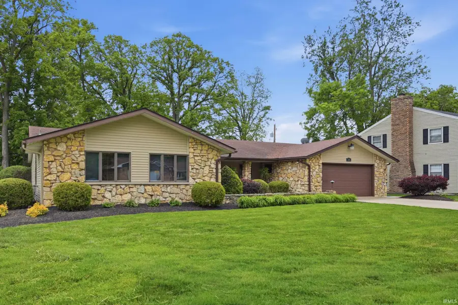 2215 W Woodmont Drive, Muncie, IN 47304 - #3