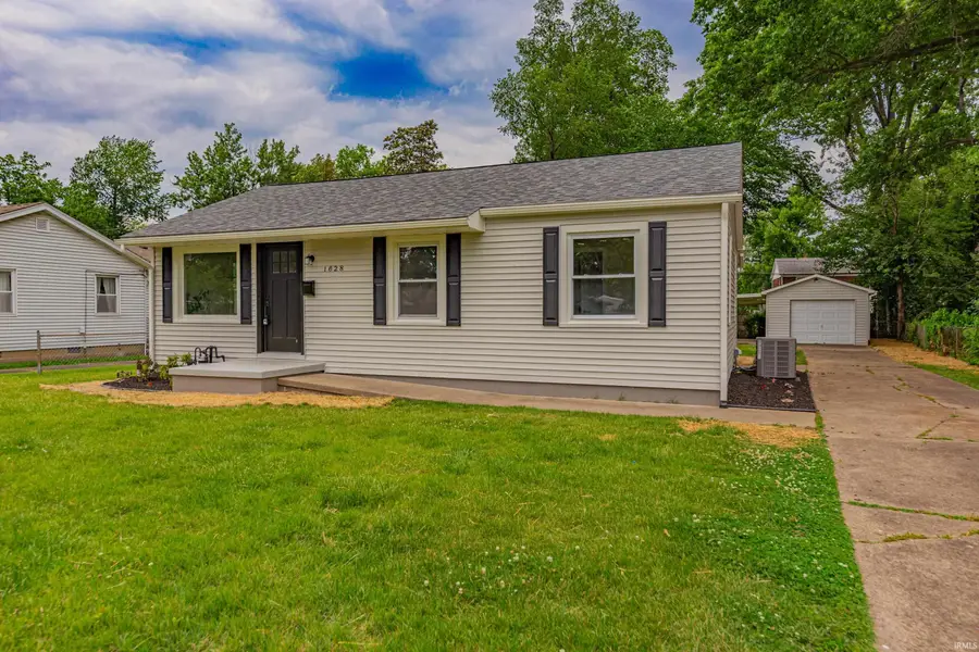 1628 E Blackford Avenue, Evansville, IN 47714 - #3