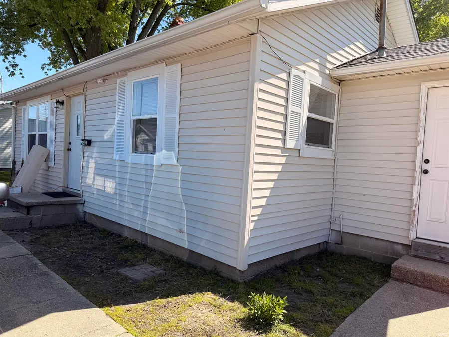 509 1/2 Walnut Street, Monticello, IN 47960 - #2