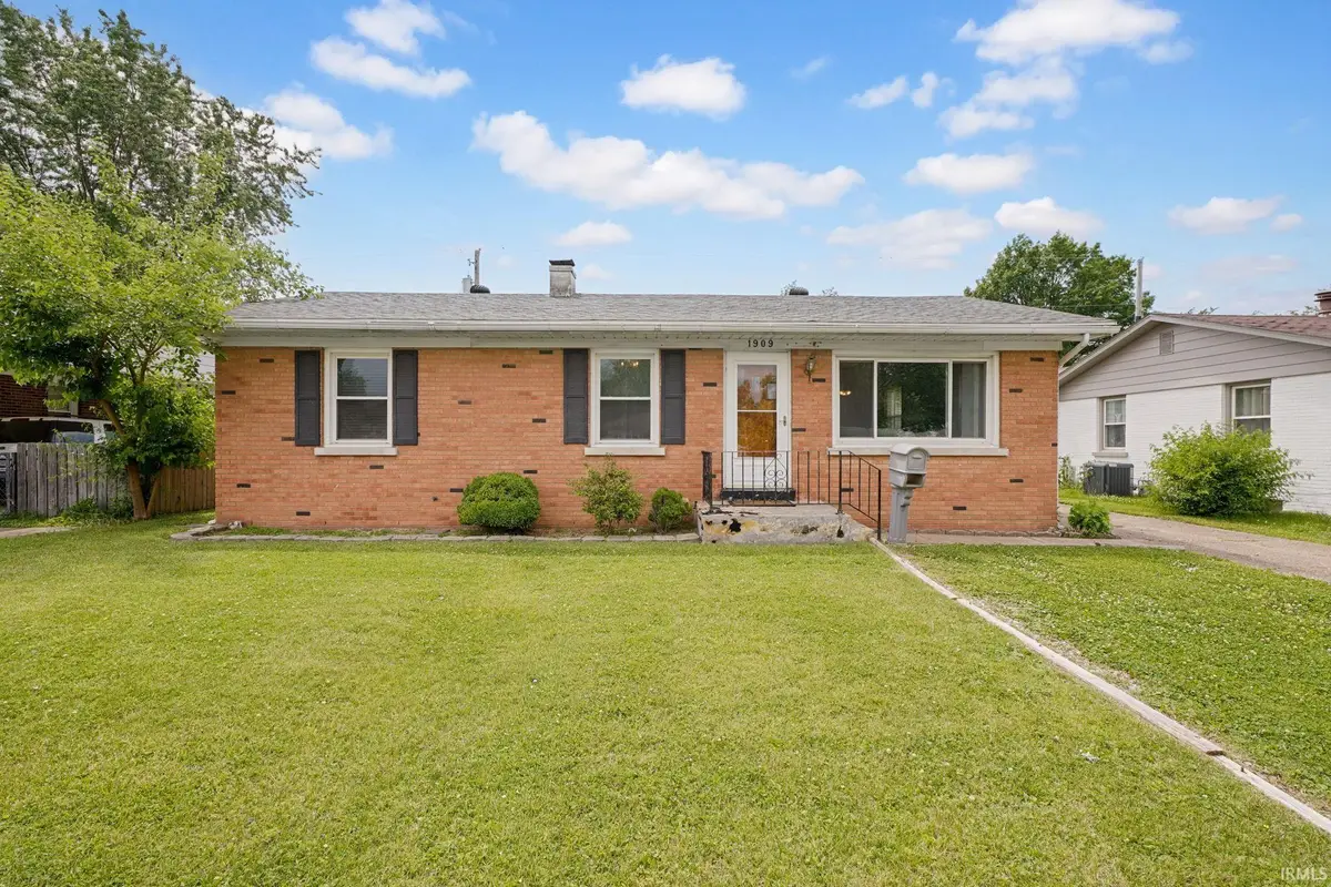 1909 S Boeke Road, Evansville, IN 47714 - #1