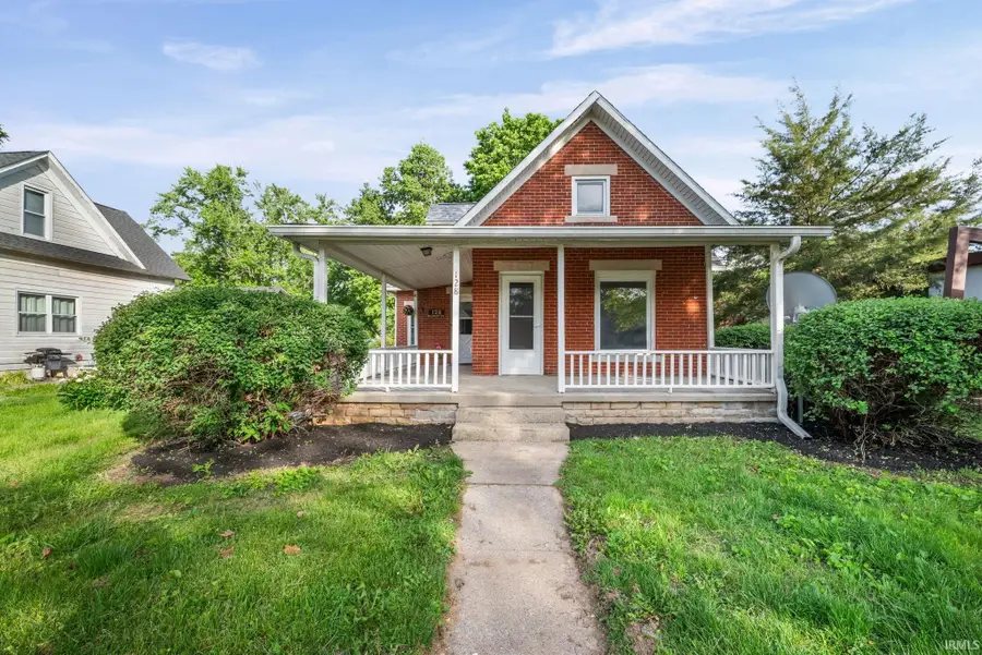 128 W Summitt Street, Delphi, IN 46923 - #2