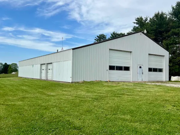 16285 Linden Road, Argos, IN 46501
