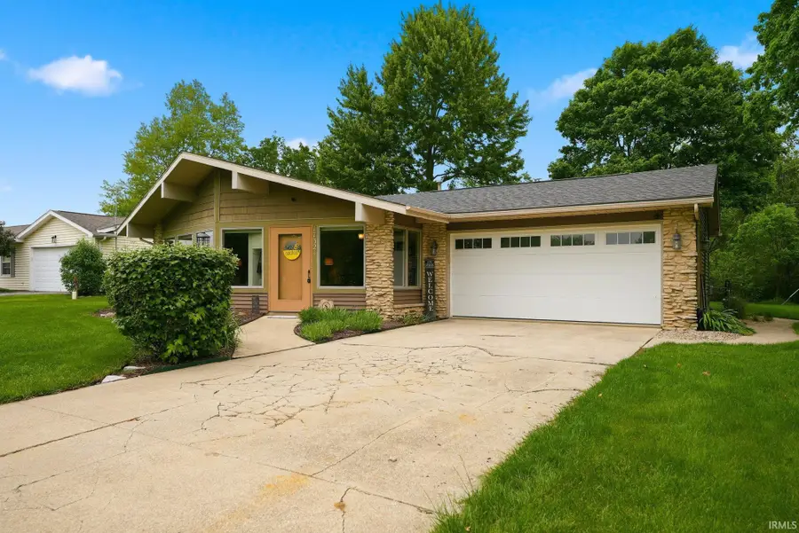 17321 Lee Lane, Harlan, IN 46743 - #3