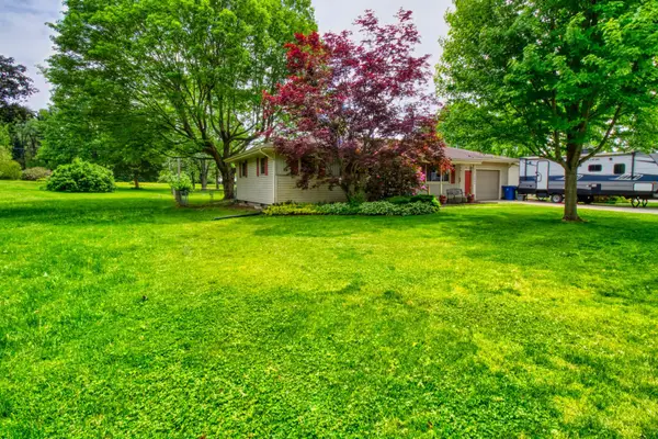 19098 Sandy Drive, Goshen, IN 46528