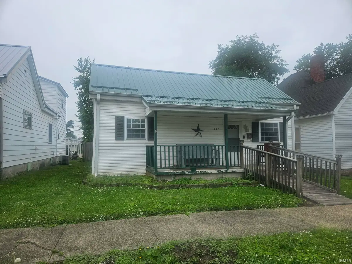313 SE 7th Street, Washington, IN 47501 - #1