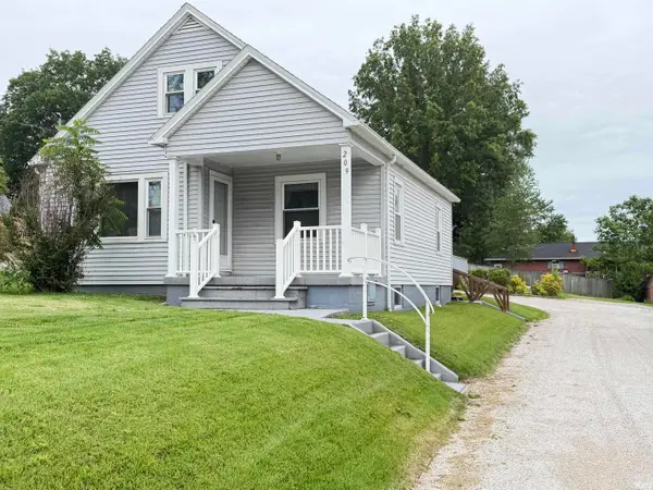 209 S Main Street, Huntingburg, IN 47542