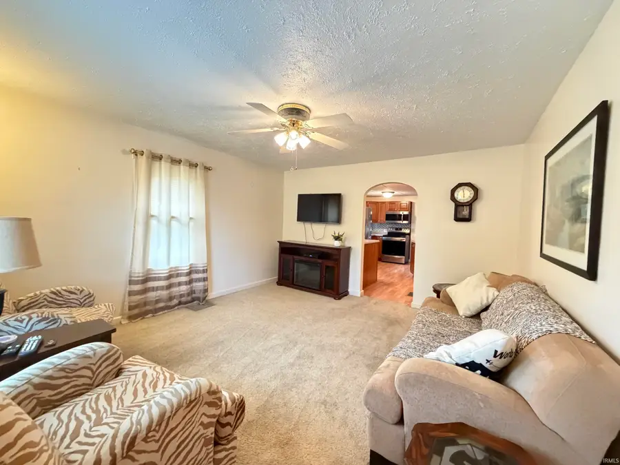 209 S Main Street, Huntingburg, IN 47542 - #2