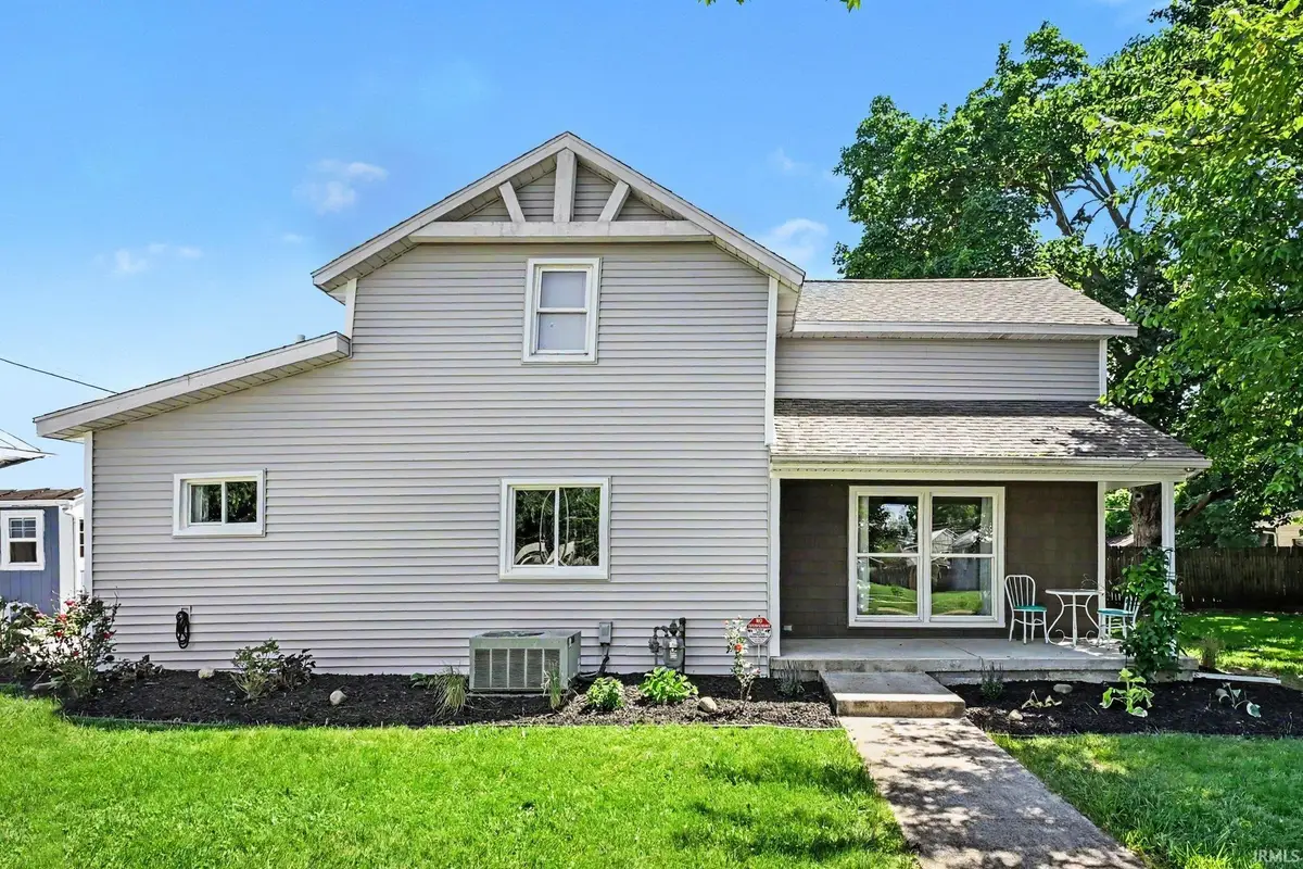 104 E Prairie Street, Leesburg, IN 46538 - #1
