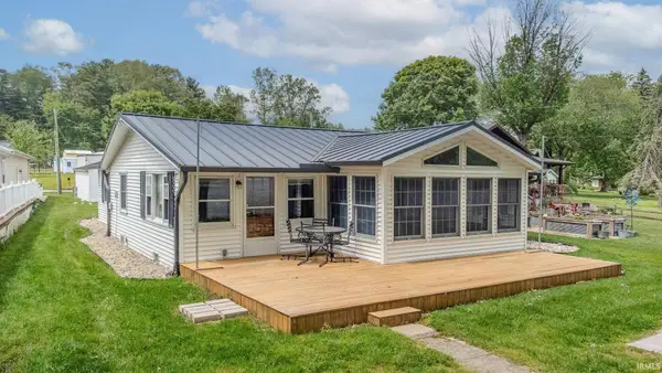 1823 S 445 E Royer Lake, Lagrange, IN 46761