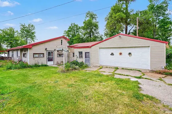 50697 E Indiana Lake Drive, Bristol, IN 46507