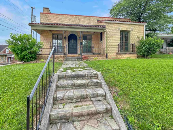 209 W 9th Street, Jasper, IN 47546