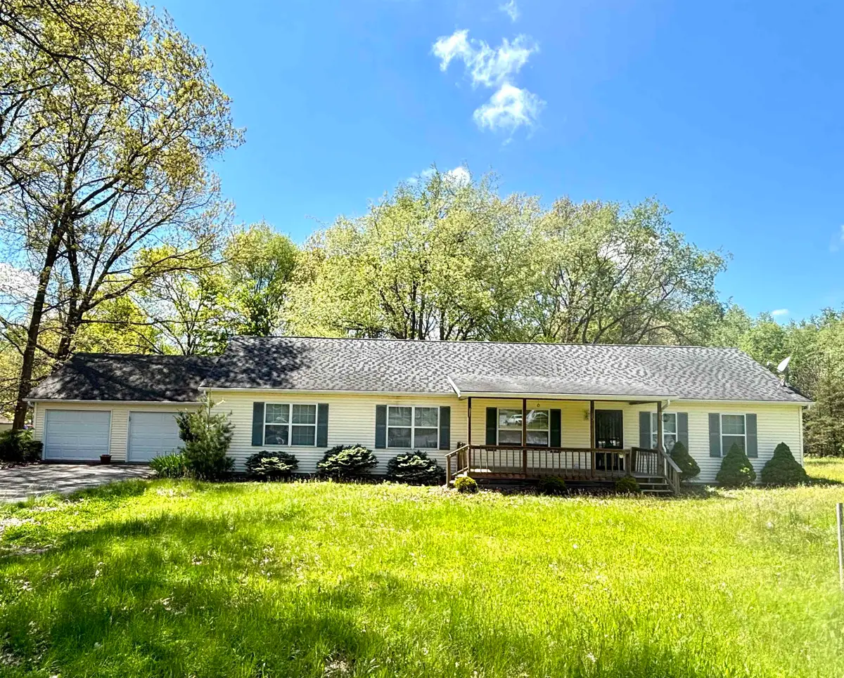 8255 N Seminole Place, Walkerton, IN 46574 - #1