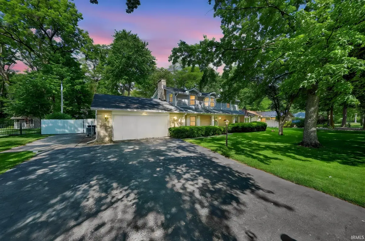 54609 Whispering Oak Drive, Mishawaka, IN 46545 - #1