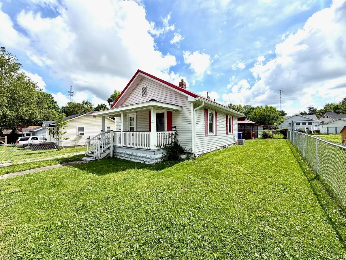 1026 Q Street, Bedford, IN 47421 - #1