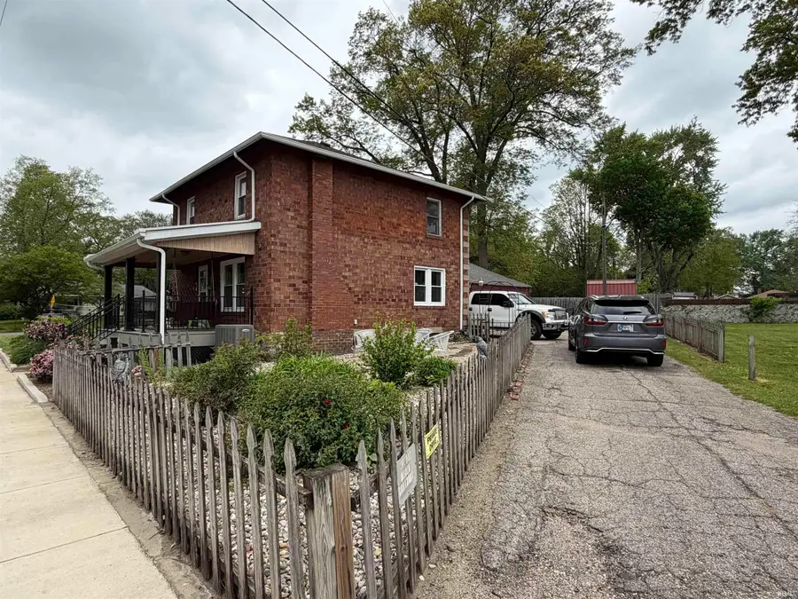 156 W Simonton Street, Elkhart, IN 46514 - #3