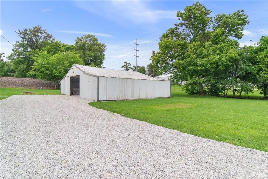 1271 S 950 E, Oakland City, IN 47660 - #2
