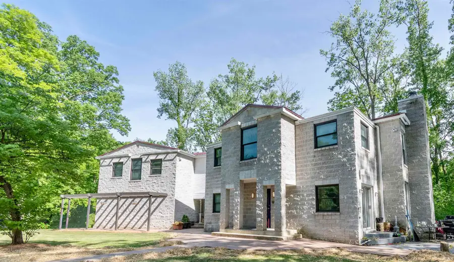 9903 Circlewood Drive, Fort Wayne, IN 46804 - #2