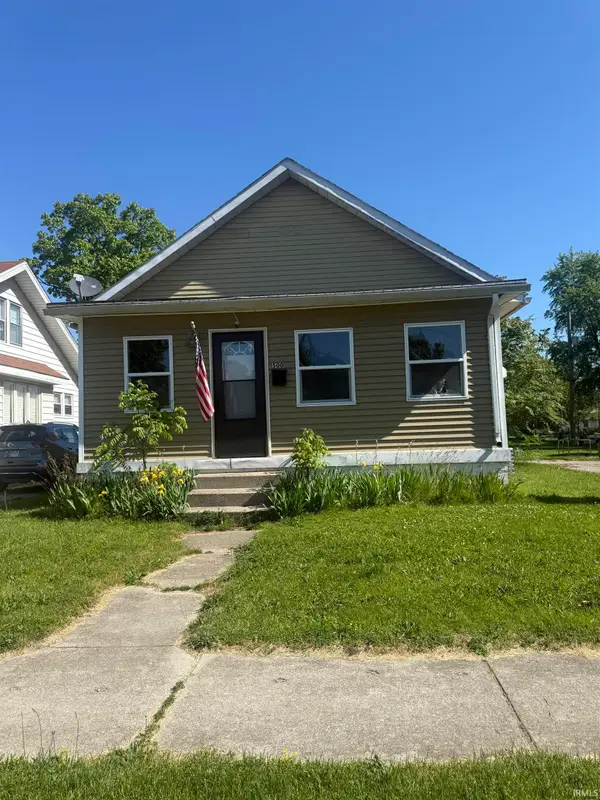 1500 W Lexington Avenue, Elkhart, IN 46516