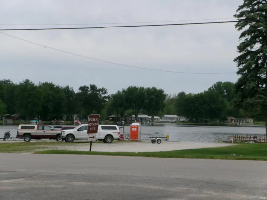 6401 N Sunset Boulevard, Macy, IN 46951 - #3
