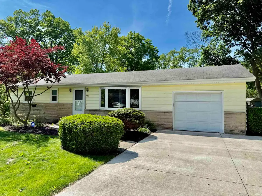 7207 Kristine Drive, Fort Wayne, IN 46835 - #2