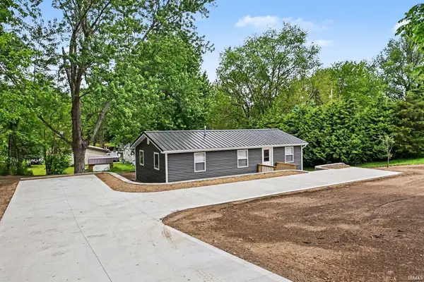202 S 26th Street, Goshen, IN 46528