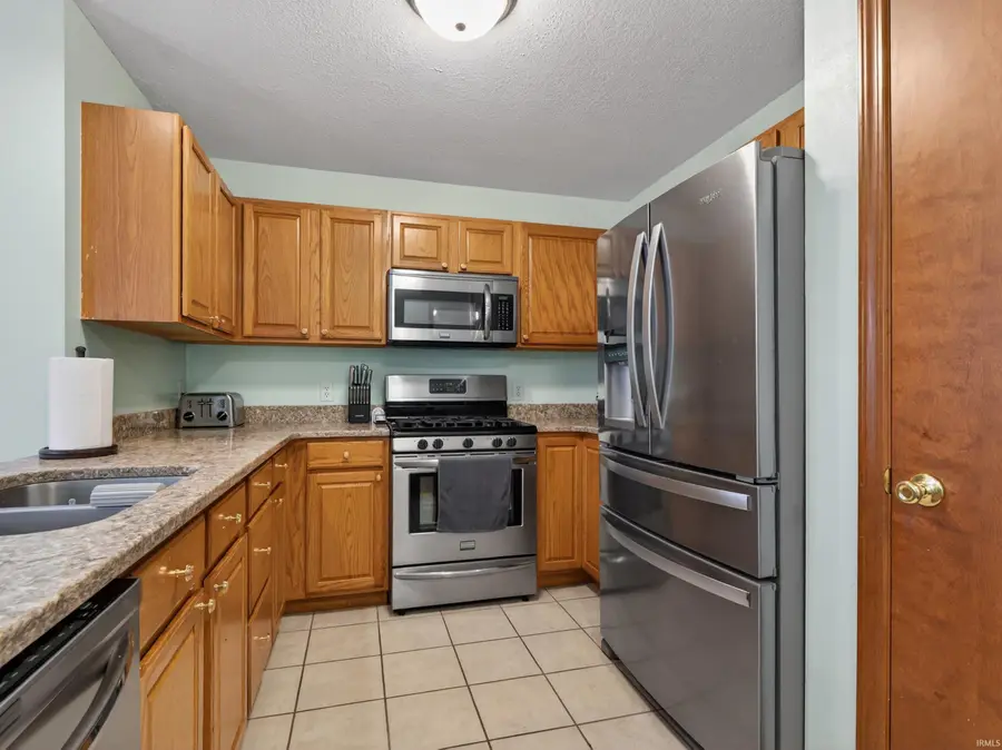 6102 Prestwick Run, Fort Wayne, IN 46835 - #3