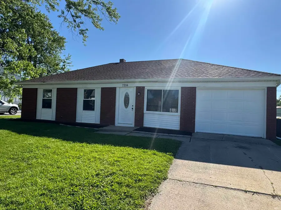 7216 Cranberry Road, Fort Wayne, IN 46825 - #2