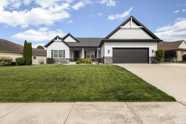 5919 Boxwood Dr E, South Bend, IN 46614