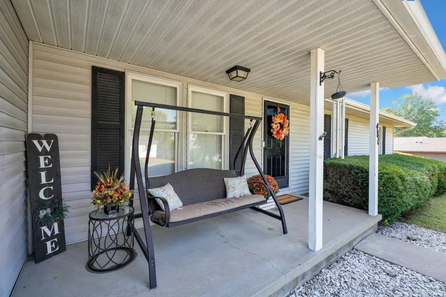 481 N Cleveland Street, Bloomfield, IN 47424 - #3