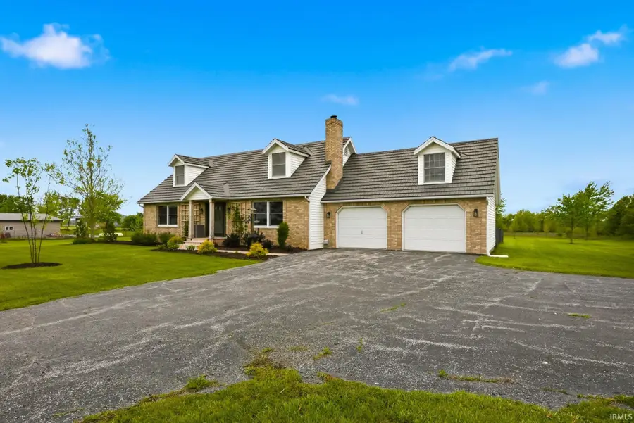 7228 N Meridian Road, Uniondale, IN 46791 - #2