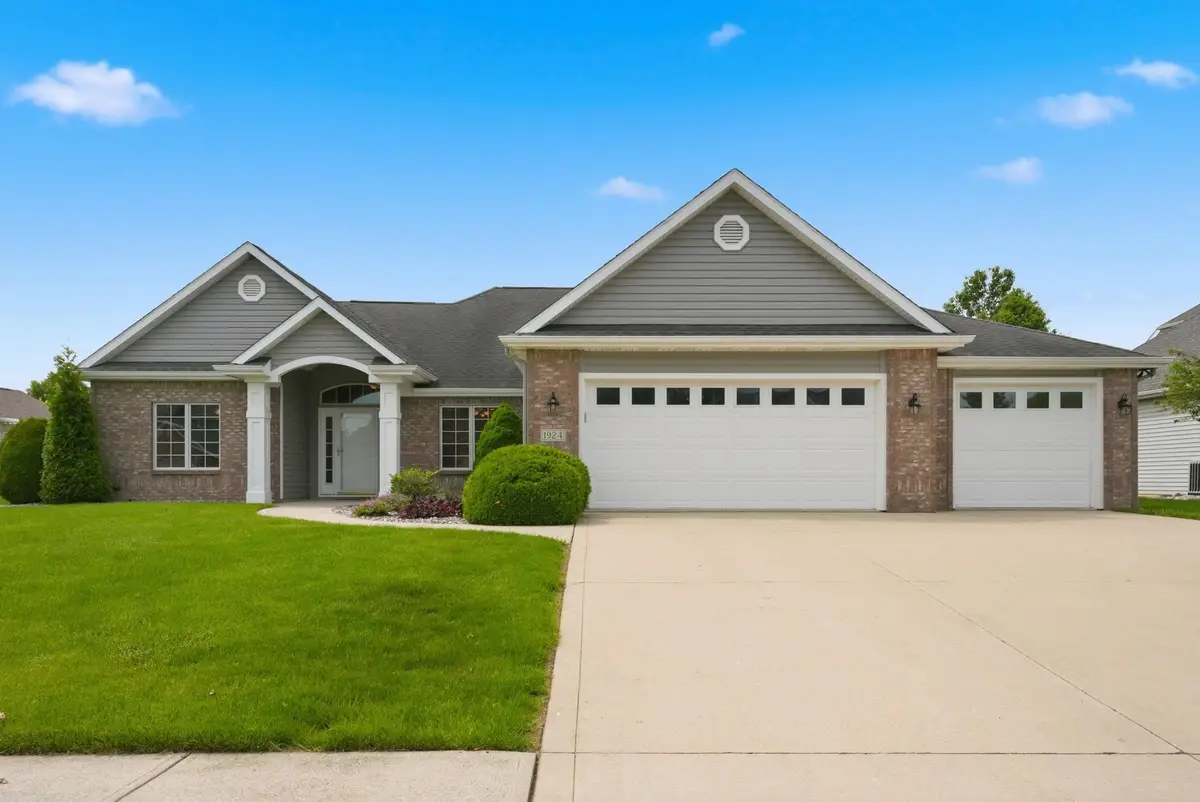 1924 Medina Cove, Fort Wayne, IN 46845 - #1