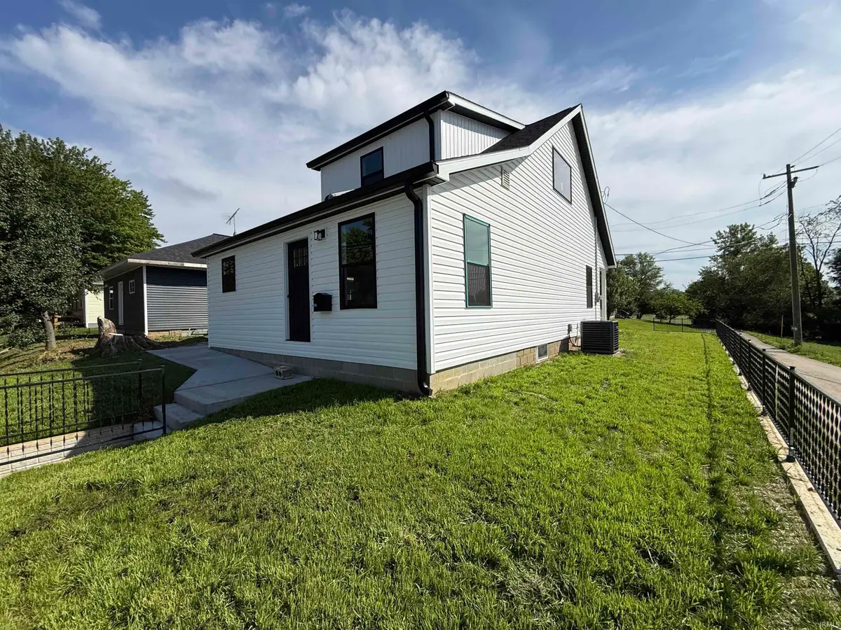 716 S 9th Street, Petersburg, IN 47567 - #1