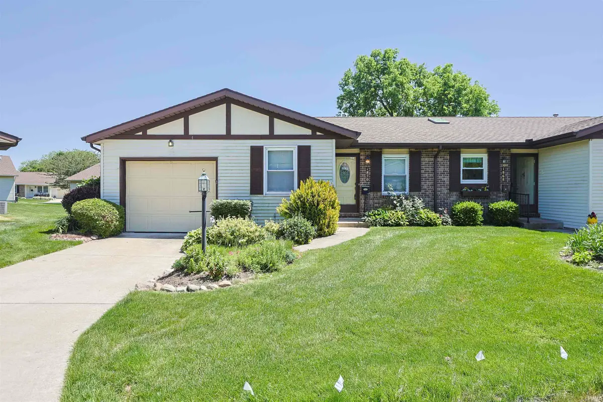 1870 St Michaels Court, South Bend, IN 46614 - #1