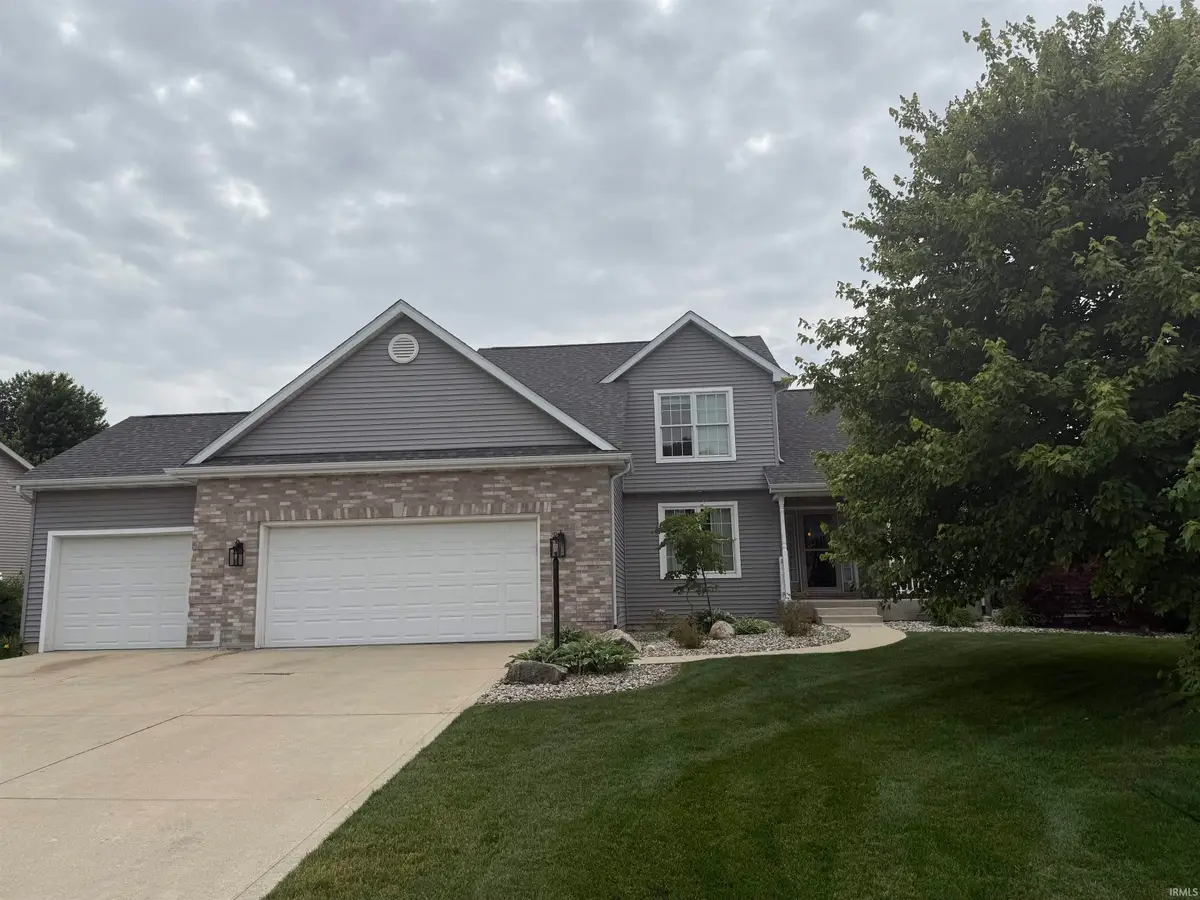 10062 Heather Brooke Drive, Osceola, IN 46561 - #1