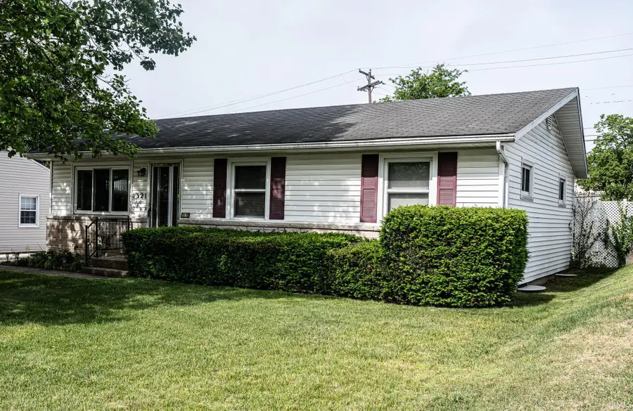1321 Canterbury Drive, South Bend, IN 46628 - #2