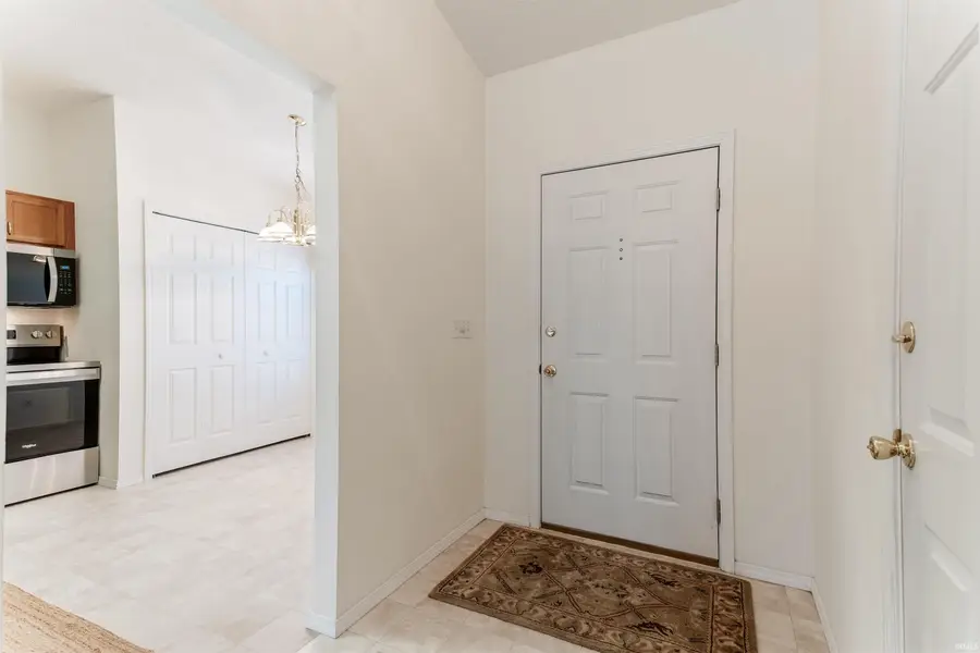 6027 Stardance Point, Evansville, IN 47715 - #2
