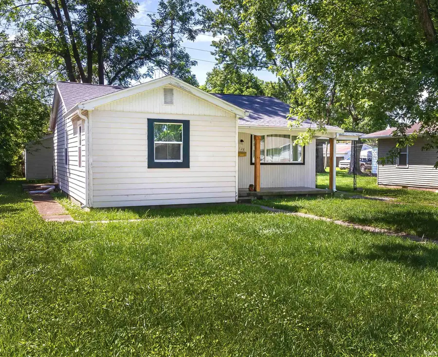 1128 E 2nd Street, Mount Vernon, IN 47620 - #3