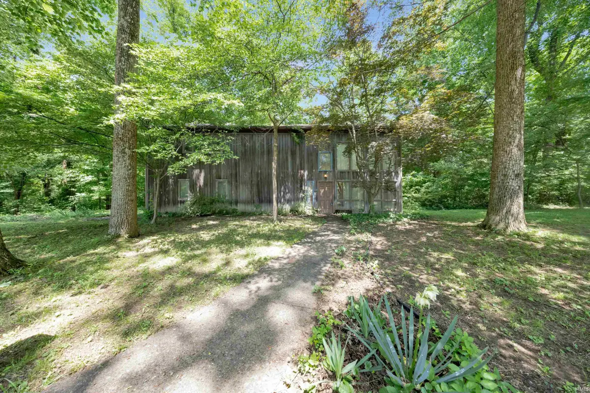 890 Sycamore Lake Drive, Evansville, IN 47712 - #1