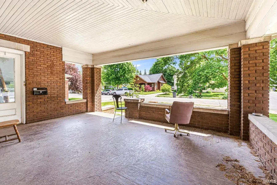 323 S 6th Street, Goshen, IN 46528 - #3
