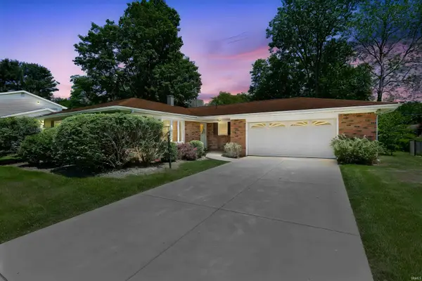 53190 Oakton Drive, South Bend, IN 46635
