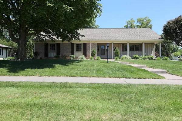 2 Stone Ridge Drive, Huntington, IN 46750
