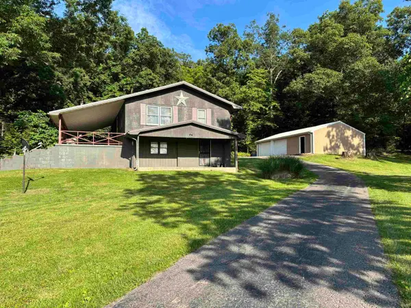 391 E County Road 200 N. Road, Paoli, IN 47454