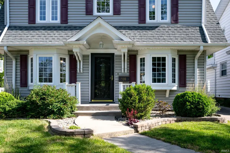 910 Pasadena Drive, Fort Wayne, IN 46807 - #3