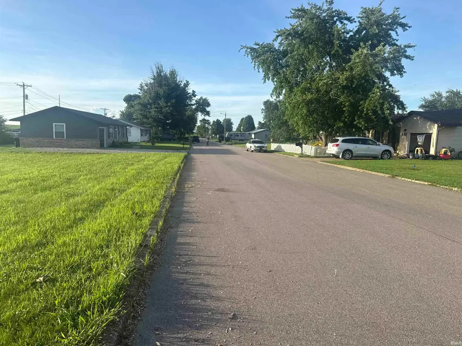 1815 Westwood Drive, Mount Vernon, IN 47620 - #3