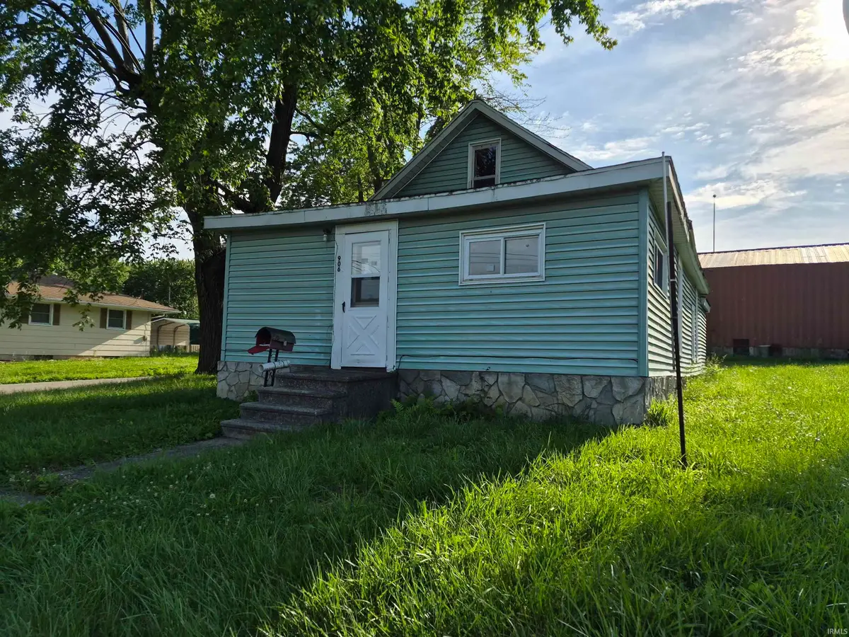 906 Jefferson Street, Bridgeport, IL 62417 - #1