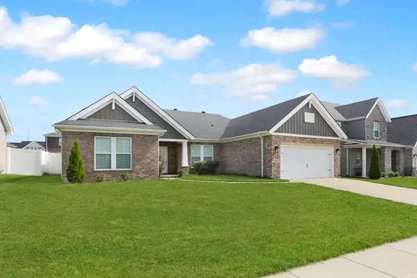 5610 Belmont Drive, Newburgh, IN 47630