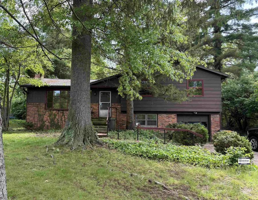 114 N Glenwood East Avenue, Bloomington, IN 47408 - #2